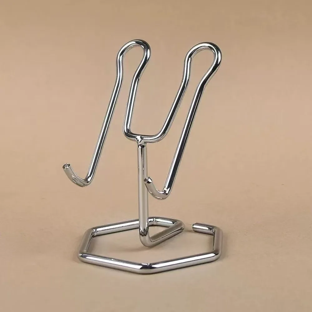 Metal Material Metal Mobile Phone Holder Multifunctional Simple Phone Stand Bottom Sturdy and Stable Anti-slip Tablet Stand
Metal Material Metal Mobile Phone Holder Multifunctional Simple Phone Stand Bottom Sturdy and Stable Anti-slip Tablet Stand