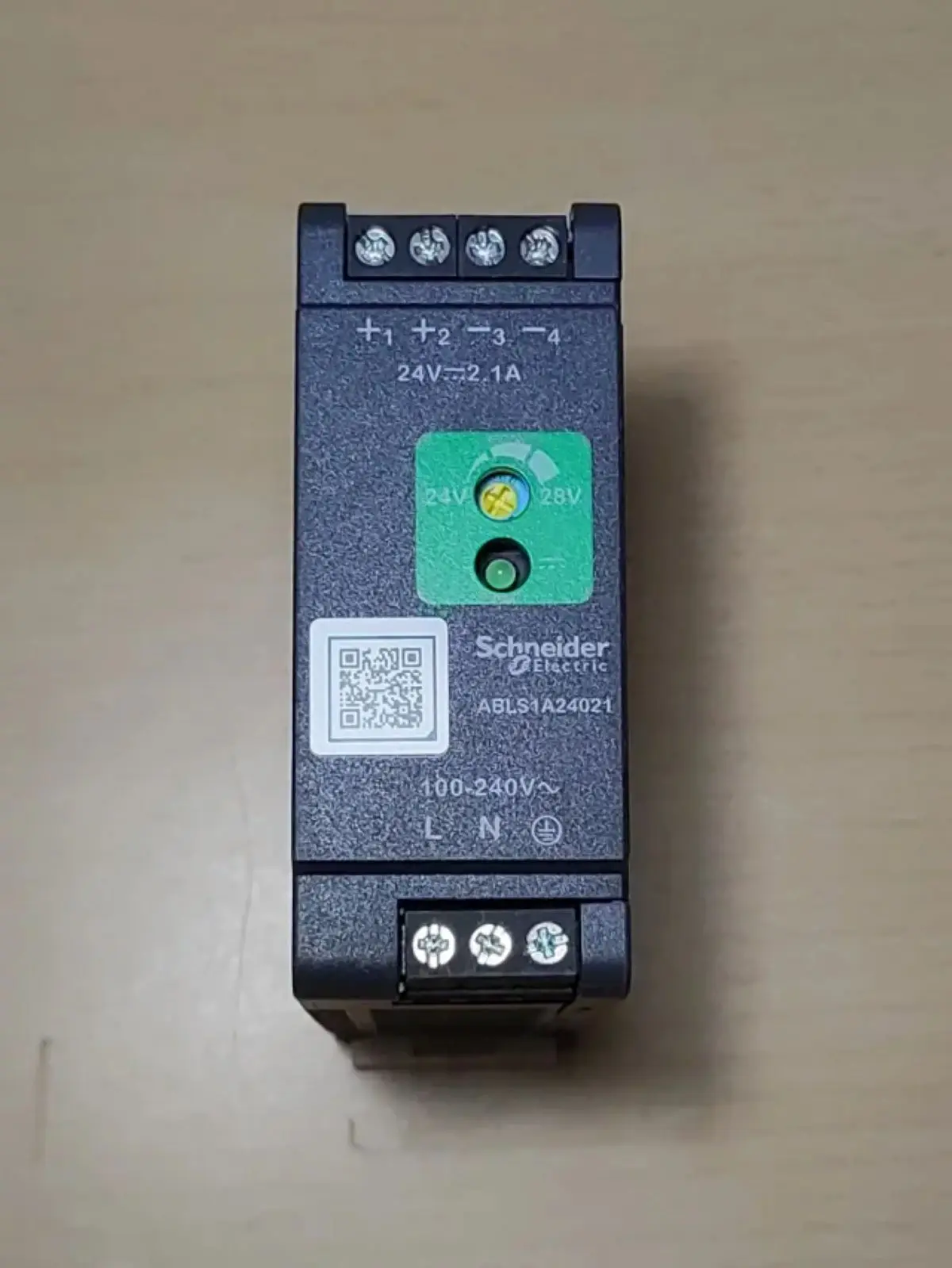 ABLS1A24021 Regulated Power Supply, 100-240V AC, 24V 2.1 A, single phase, Optimized
ABLS1A24021 Regulated Power Supply, 100-240V AC, 24V 2.1 A, single phase, Optimized