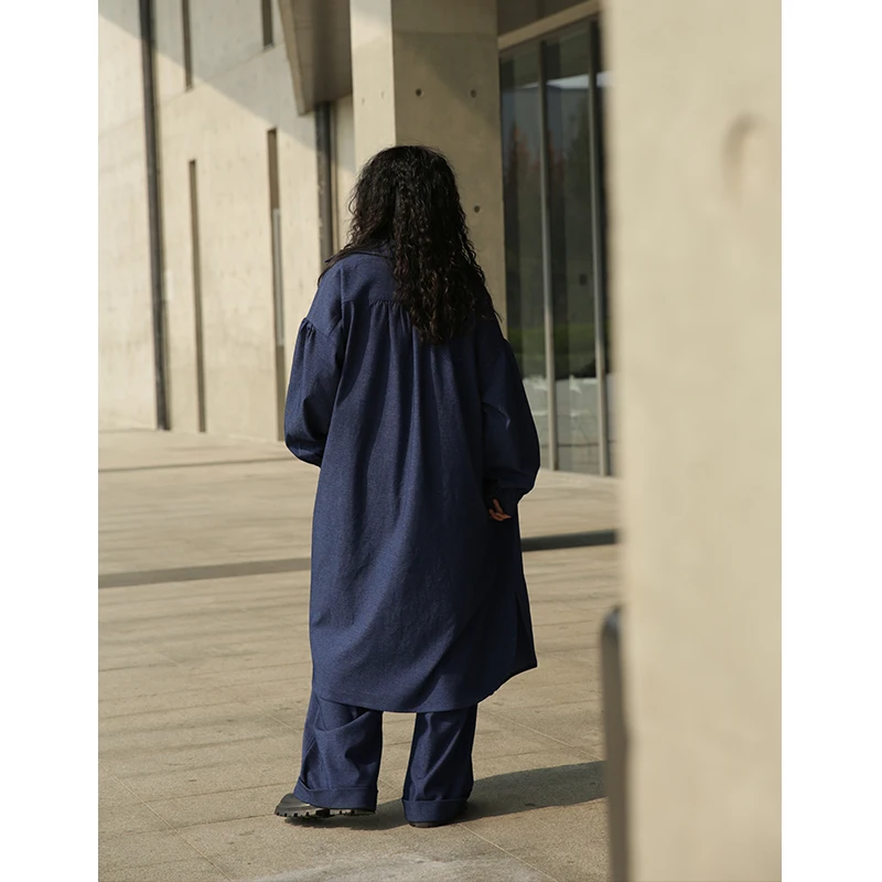 Джинсовая рубашка Tendblank оверсайз с флисовой подкладкой, осенне-зимняя, средней длины, свободного кроя, с воротником, для многослойных образов, однотонная.
Джинсовая рубашка Tendblank оверсайз с флисовой подкладкой, осенне-зимняя, средней длины, свободного кроя, с воротником, для многослойных образов, однотонная.