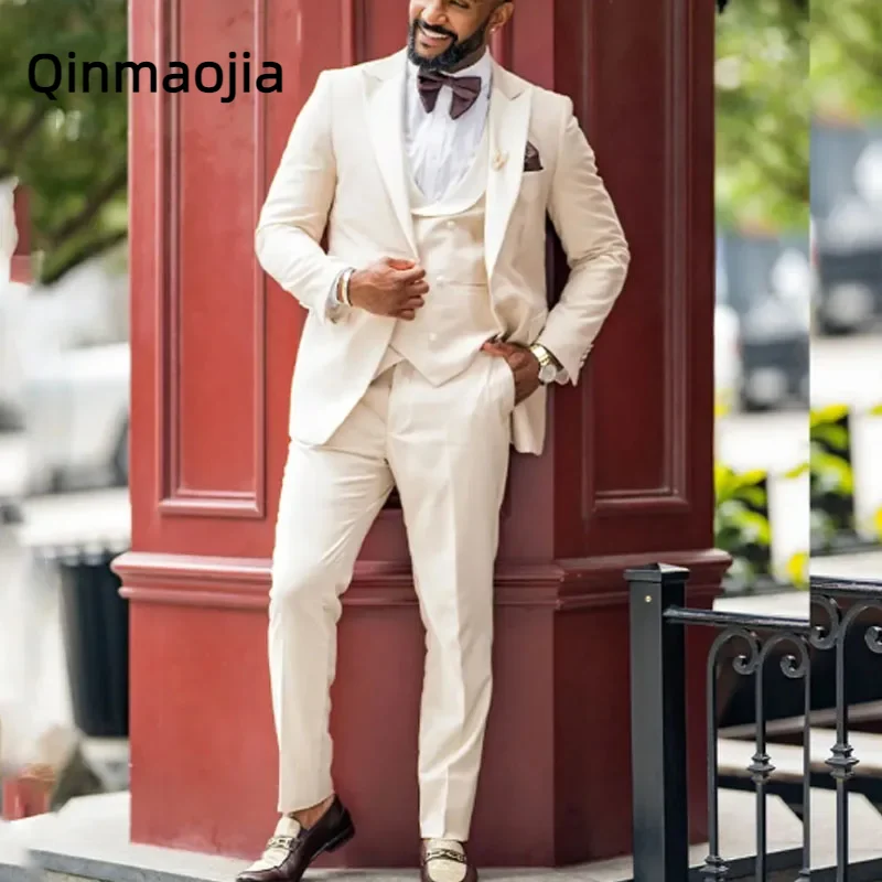 Suits for Men 3 Pieces Wedding Groom Clothes Lapel trajes elegante para hombres Tuxedos Men's clothing
Suits for Men 3 Pieces Wedding Groom Clothes Lapel trajes elegante para hombres Tuxedos Men's clothing