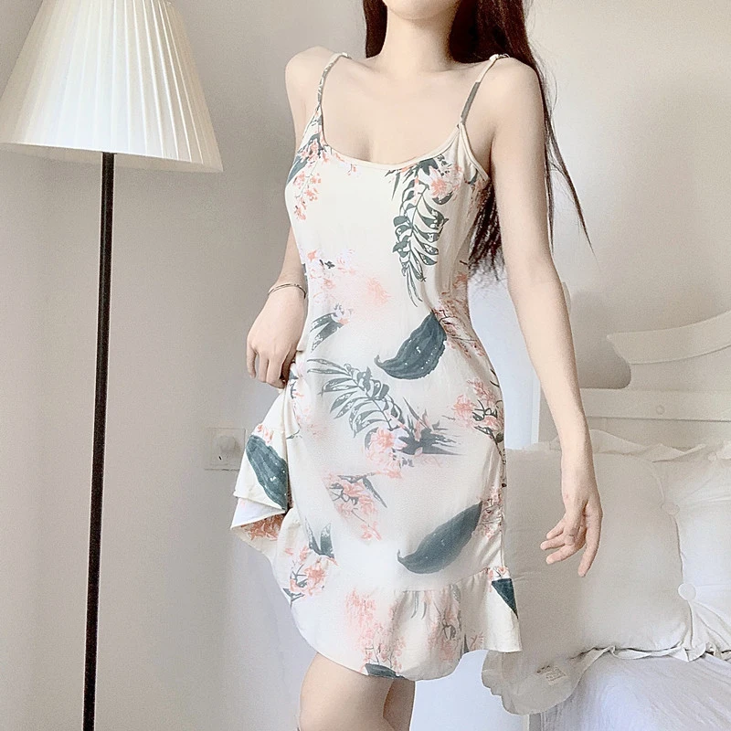 Korean Style Women Sleepwear Thin Comfortable Camisole Nightdress For Daily Wear
Korean Style Women Sleepwear Thin Comfortable Camisole Nightdress For Daily Wear