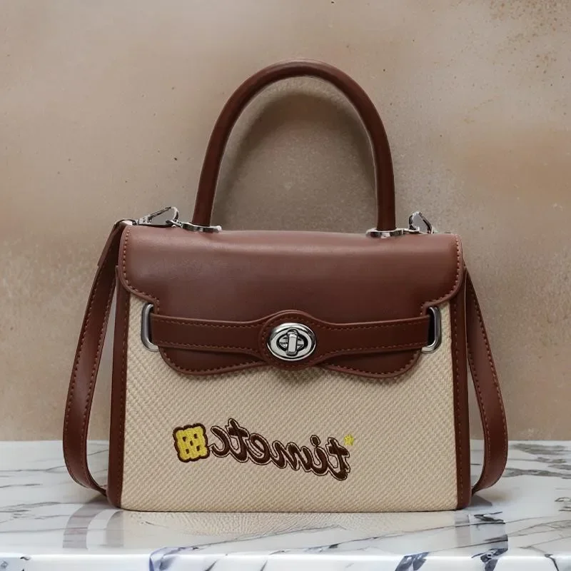 Trendy Solid Color Crossbody Bag For Women Paris Designer Handbag Vintage Minimalist Leather Clutch Purse
Trendy Solid Color Crossbody Bag For Women Paris Designer Handbag Vintage Minimalist Leather Clutch Purse