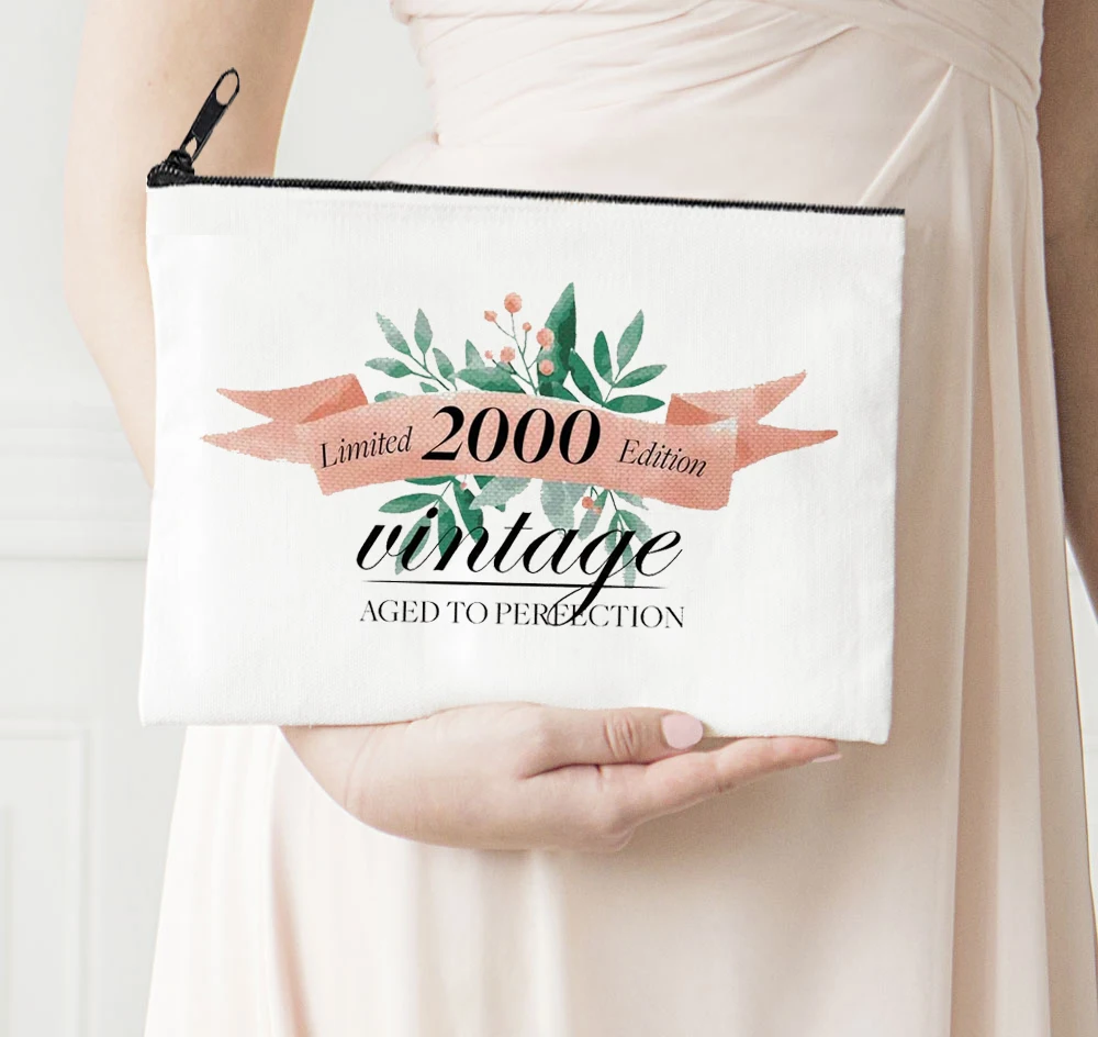 Linited 2000 Edition Uintage Flower Print Makeup Bag Printing Canvas Cosmetic Bag Organizer Bag Girl Beauty Bag Lady Clutch
Linited 2000 Edition Uintage Flower Print Makeup Bag Printing Canvas Cosmetic Bag Organizer Bag Girl Beauty Bag Lady Clutch