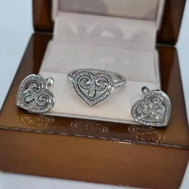 Ethnic style Kazakh love design ring retro exquisite high sense versatile simple index finger ring
Ethnic style Kazakh love design ring retro exquisite high sense versatile simple index finger ring