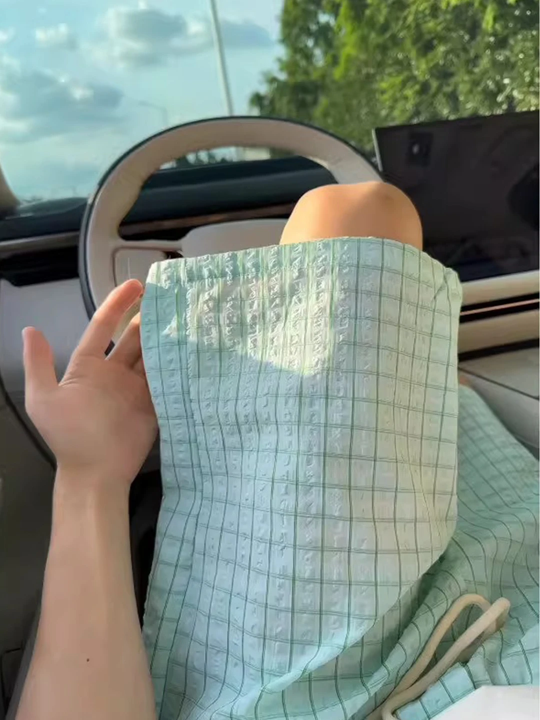 Mint een Bubble Fabric Men's Summer orts Ice Silk Qui Dry Five-Quarter Length Beachwear Casual Loose Fit Youth Sle
Mint een Bubble Fabric Men's Summer orts Ice Silk Qui Dry Five-Quarter Length Beachwear Casual Loose Fit Youth Sle