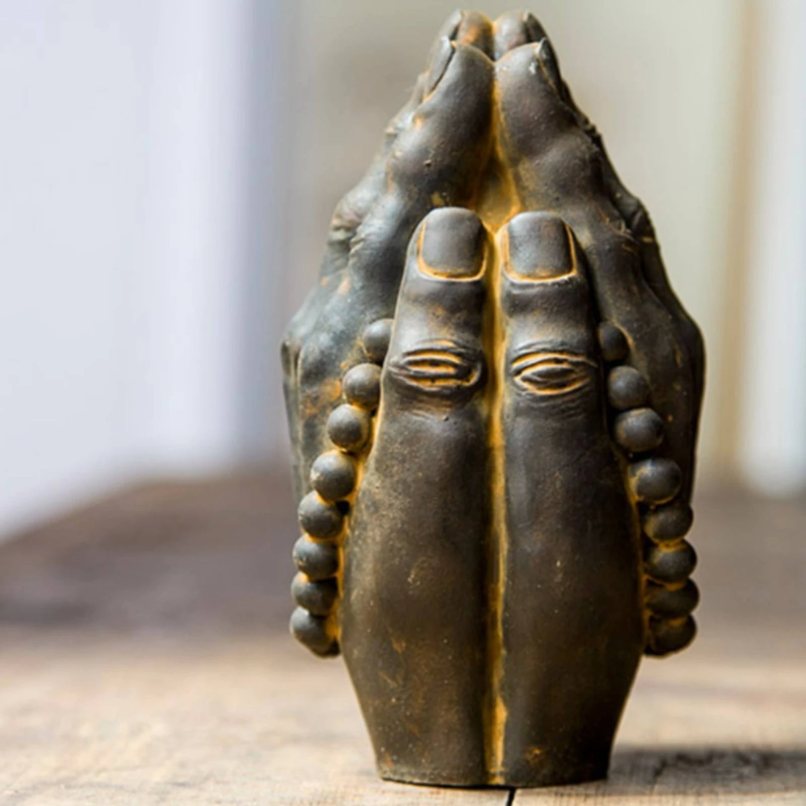 Buddhist Prayer Hands Figurine Bronze-Brown Prayer Hands Statue Tabletop Ornament Antique Finish Decor Gold Accents
Buddhist Prayer Hands Figurine Bronze-Brown Prayer Hands Statue Tabletop Ornament Antique Finish Decor Gold Accents