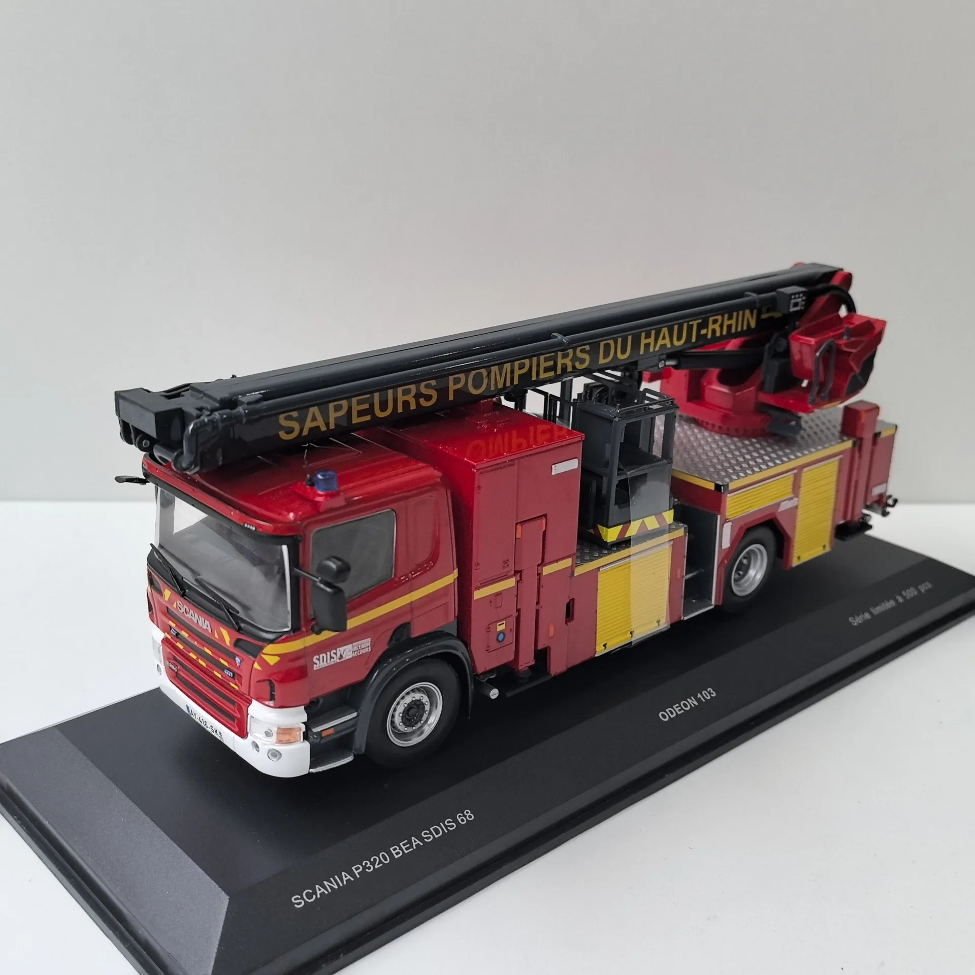 Diecast Odeon 1/43 Scale Scania P320 BEA SDIS 68 Alloy Car Model Collectible Toy Gift Souvenir Display Ornament
Diecast Odeon 1/43 Scale Scania P320 BEA SDIS 68 Alloy Car Model Collectible Toy Gift Souvenir Display Ornament