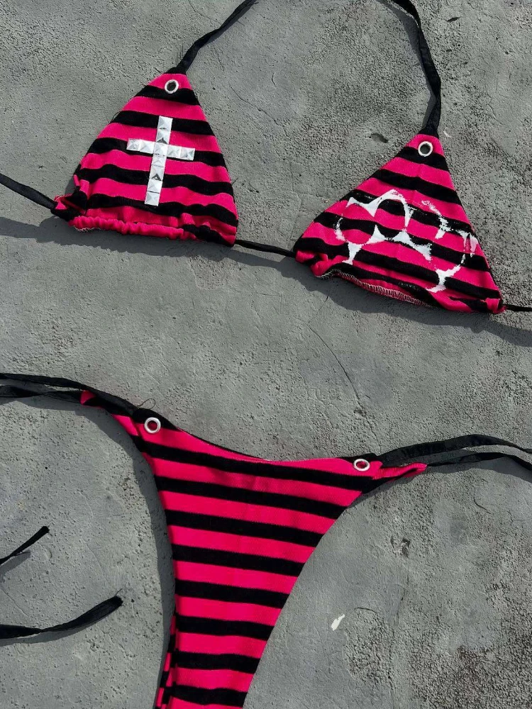 Women's Triangle Bikini Set Striped Sexy Gothic Y2K Micro Bikini Swimwear Summer Beach Vacation Party Bathing Suit For Women
Women's Triangle Bikini Set Striped Sexy Gothic Y2K Micro Bikini Swimwear Summer Beach Vacation Party Bathing Suit For Women