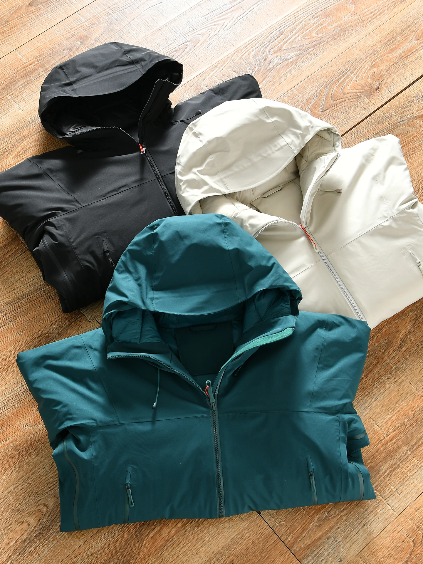 Men's Thickened White Duck down Winter Outdoor Jacket Zipper Design Windproof Warm Snow Sports Clothing Polyester Fiber
Men's Thickened White Duck down Winter Outdoor Jacket Zipper Design Windproof Warm Snow Sports Clothing Polyester Fiber
