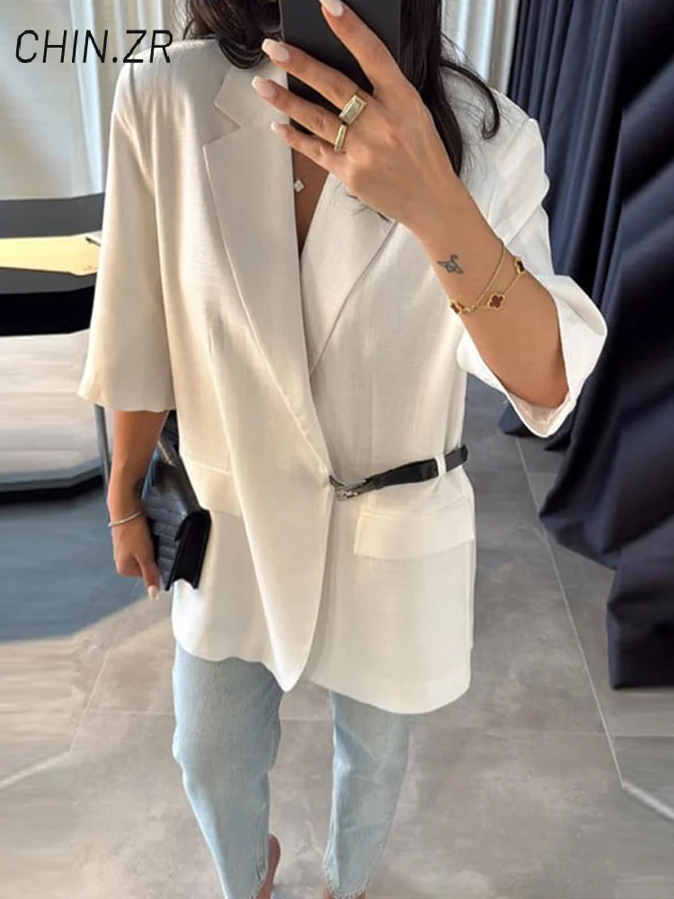 Fashion Women's Leather Buckle Blazers Loose Lapel Half Sleeve Pockets Suit Jacket 2025 Summer Lady Street Chic Commute Outwears
Fashion Women's Leather Buckle Blazers Loose Lapel Half Sleeve Pockets Suit Jacket 2025 Summer Lady Street Chic Commute Outwears