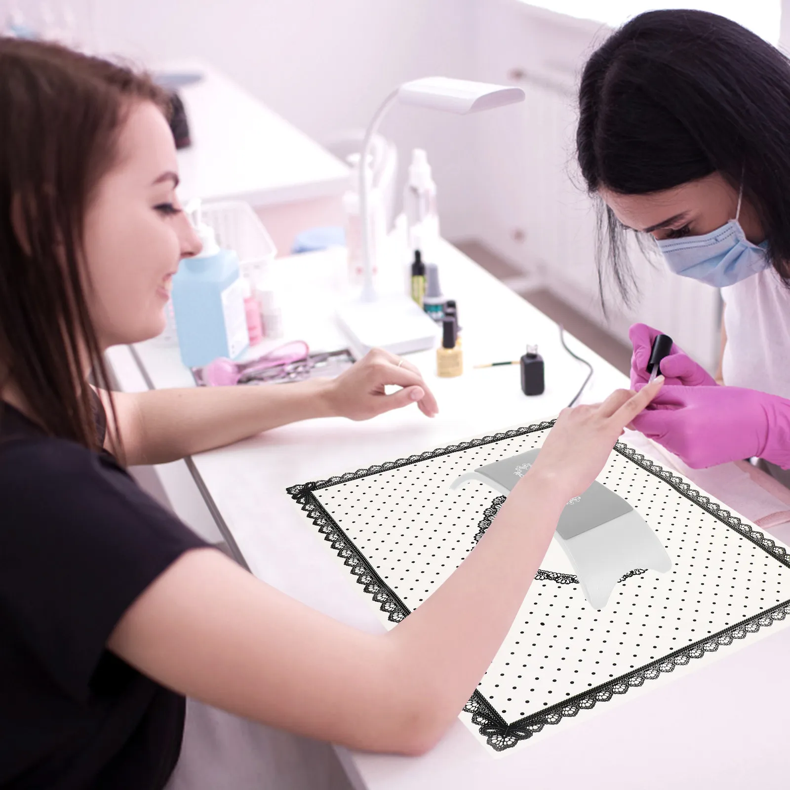 Комплект из 2 силиконовых подушек-подлокотников для маникюра, моющиеся, для салонов красоты, для устойчивости рук при работе
Комплект из 2 силиконовых подушек-подлокотников для маникюра, моющиеся, для салонов красоты, для устойчивости рук при работе