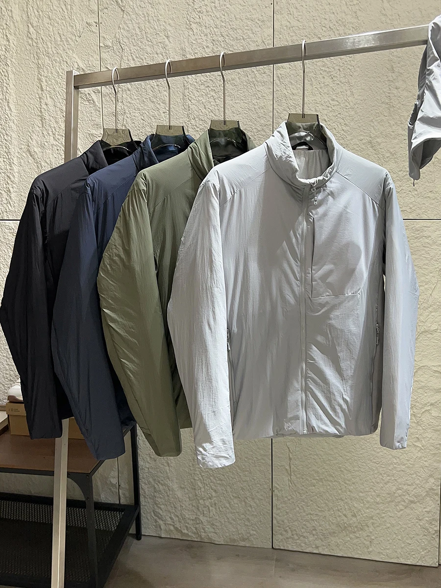 Outdoor Lightweight Storable Autumn Winter Windproof Water-resistant Pure Color Warm Cotton Jacket Men's Fashion City Style Z...
Outdoor Lightweight Storable Autumn Winter Windproof Water-resistant Pure Color Warm Cotton Jacket Men's Fashion City Style Z...