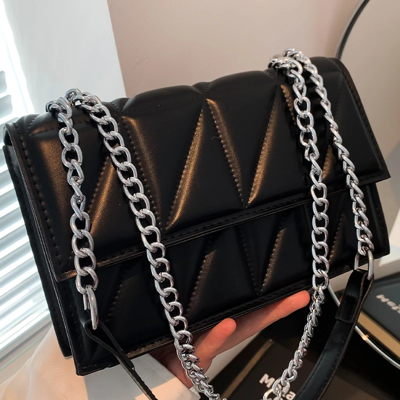 Advanced Small Square Bag 2024 Spring/Summer New Trendy and Popular Popular Chain Exquisite Crossbody Shoulder Bag
Advanced Small Square Bag 2024 Spring/Summer New Trendy and Popular Popular Chain Exquisite Crossbody Shoulder Bag