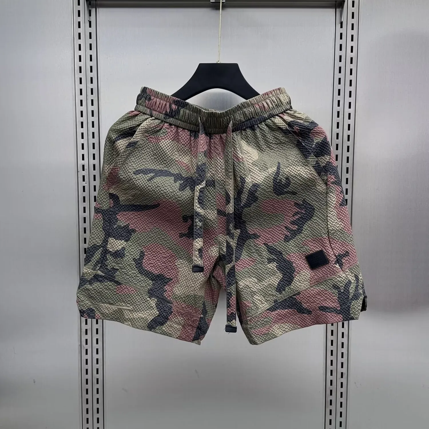 Faionable Camouflage Bubble Cloth ort Pants Men's Summer Thin Five-Point Casual Beachwear Straight Leg Loose Fit Leisure
Faionable Camouflage Bubble Cloth ort Pants Men's Summer Thin Five-Point Casual Beachwear Straight Leg Loose Fit Leisure