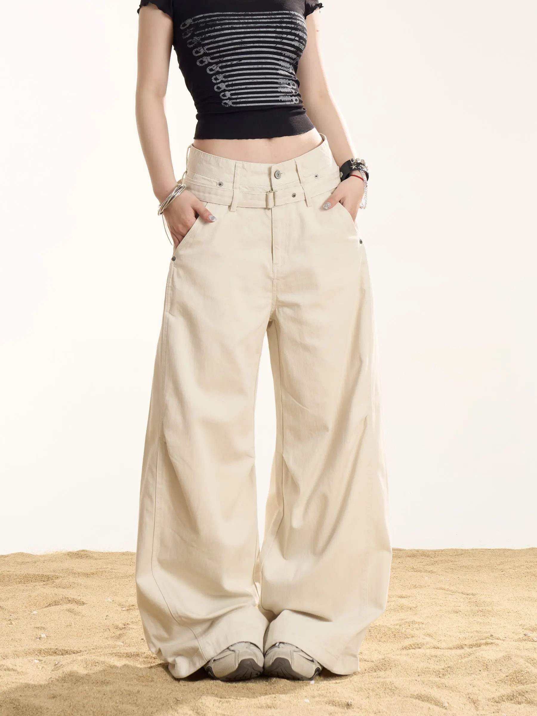 American Style Loose Wide Leg Pants Women Summer 2026 Slimming Drapey Casual Lazy Style Floor Length Trousers
American Style Loose Wide Leg Pants Women Summer 2026 Slimming Drapey Casual Lazy Style Floor Length Trousers