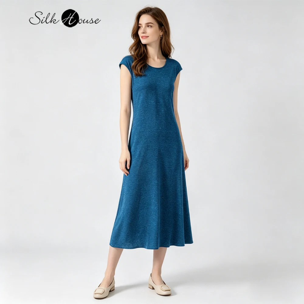 Women's Casual Summer New Slant Cut 100% Natural Mulberry Silk Crepe De Chine Round Neck Short Sleeved Blue Printed Dress
Women's Casual Summer New Slant Cut 100% Natural Mulberry Silk Crepe De Chine Round Neck Short Sleeved Blue Printed Dress
