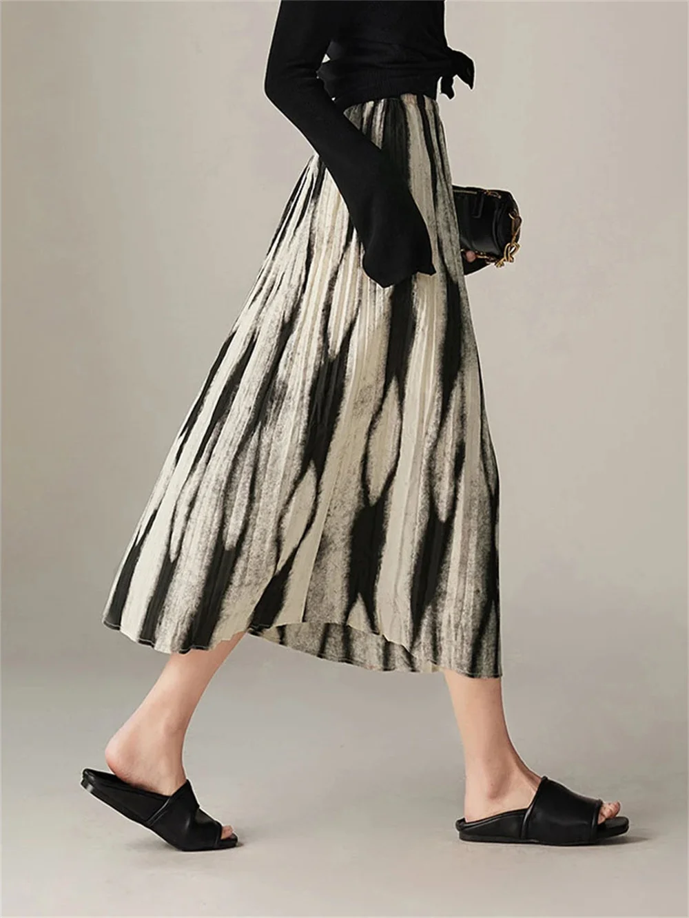 Woman Clothes Lssey Miyake Pleated Spring Summer Fashion Smudge Gradient Printing High-grade Elastic High Waist Skirt Long Skirt
Woman Clothes Lssey Miyake Pleated Spring Summer Fashion Smudge Gradient Printing High-grade Elastic High Waist Skirt Long Skirt