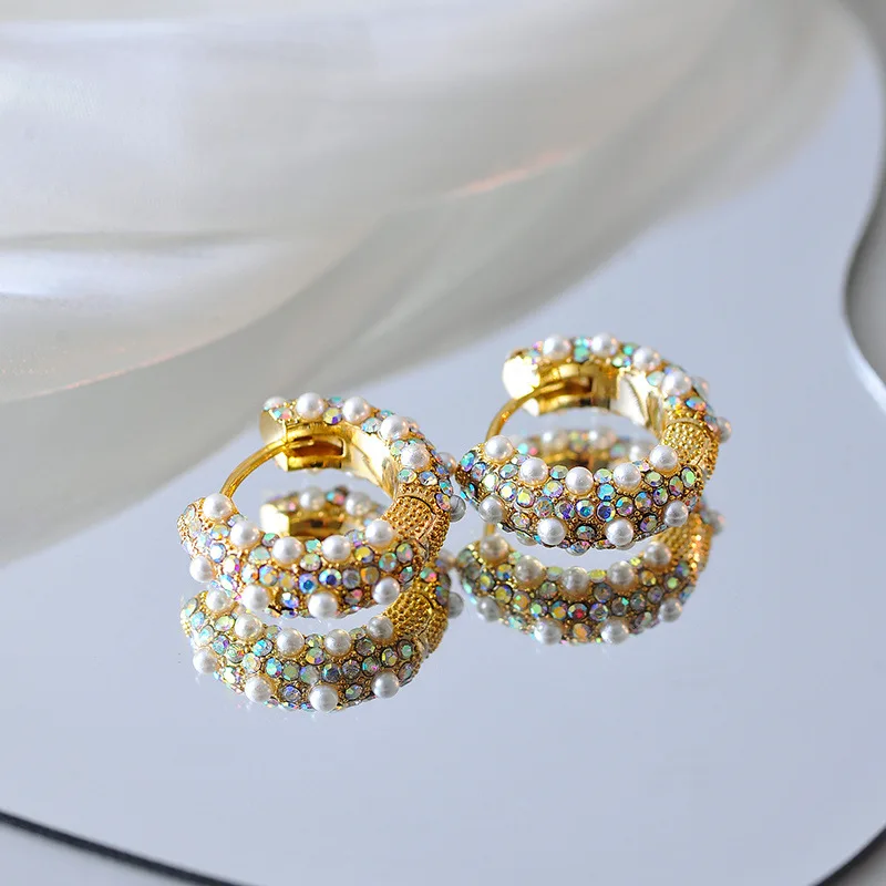 Niche Design Round Pearl Circle Hoop Ear Buckles Elegant Minimal Fashion Drop Earrings For Women Daily Jewelry
Niche Design Round Pearl Circle Hoop Ear Buckles Elegant Minimal Fashion Drop Earrings For Women Daily Jewelry