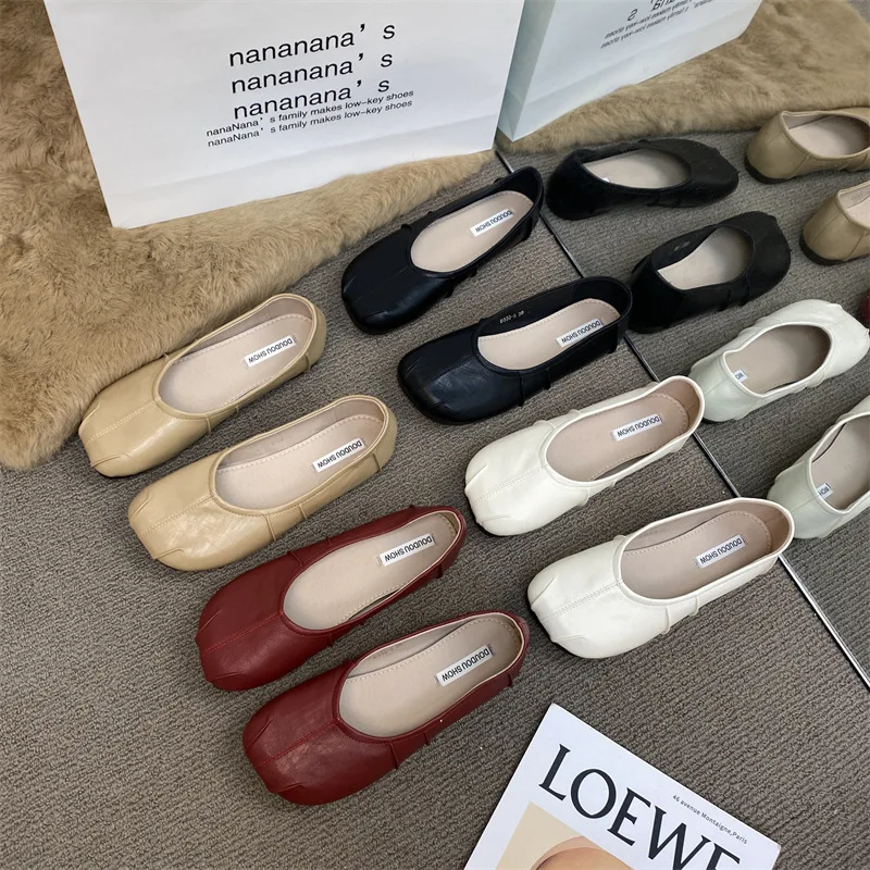 Women's Mary Jane Shoes Exquisite Soft Leather Casual Shoes for Woman Comfortable Shallow Flat Shoe Designer Shoes Zapatos Mujer
Women's Mary Jane Shoes Exquisite Soft Leather Casual Shoes for Woman Comfortable Shallow Flat Shoe Designer Shoes Zapatos Mujer