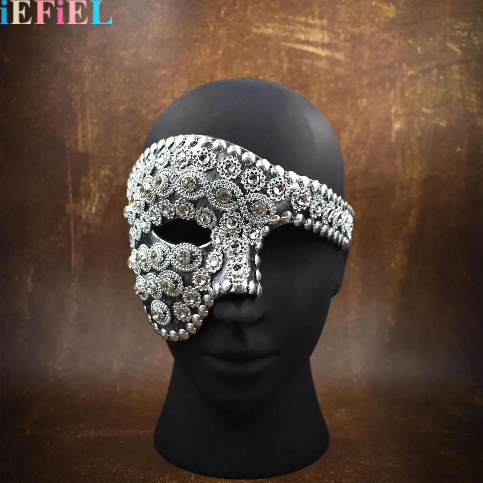 Vintage One-eyed Half-face Rhinestones Mask Or Men Venetian Mask Opera Mask for Costume Party Mardi Gras Ball
Vintage One-eyed Half-face Rhinestones Mask Or Men Venetian Mask Opera Mask for Costume Party Mardi Gras Ball