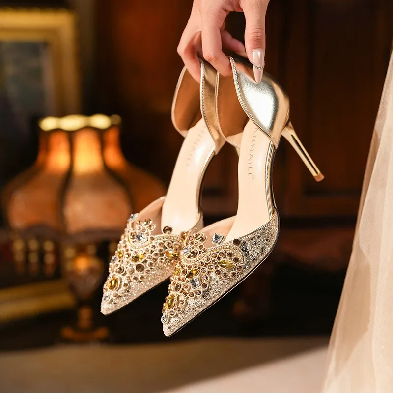 Fashion Women's Shoes Luxury French Nobility High Heels for Woman Exquisite Rhinestone Casual Shoes Designer Shoes Zapatos Mujer
Fashion Women's Shoes Luxury French Nobility High Heels for Woman Exquisite Rhinestone Casual Shoes Designer Shoes Zapatos Mujer