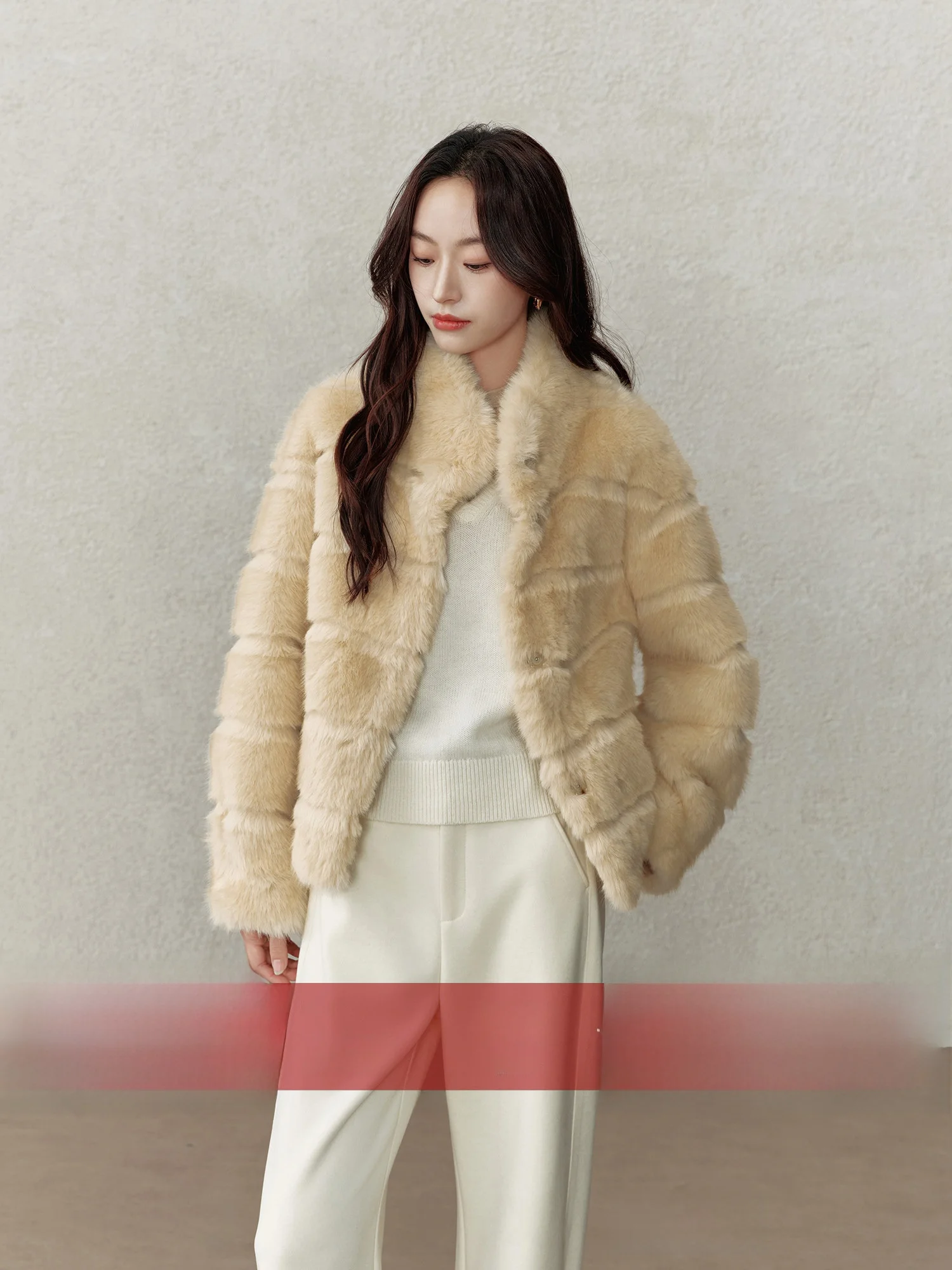 Rise of the Small Vintage Stand Collar Faux Milk Fur Eco Leather Women's High-End Integrated Skin Winter Coat
Rise of the Small Vintage Stand Collar Faux Milk Fur Eco Leather Women's High-End Integrated Skin Winter Coat
