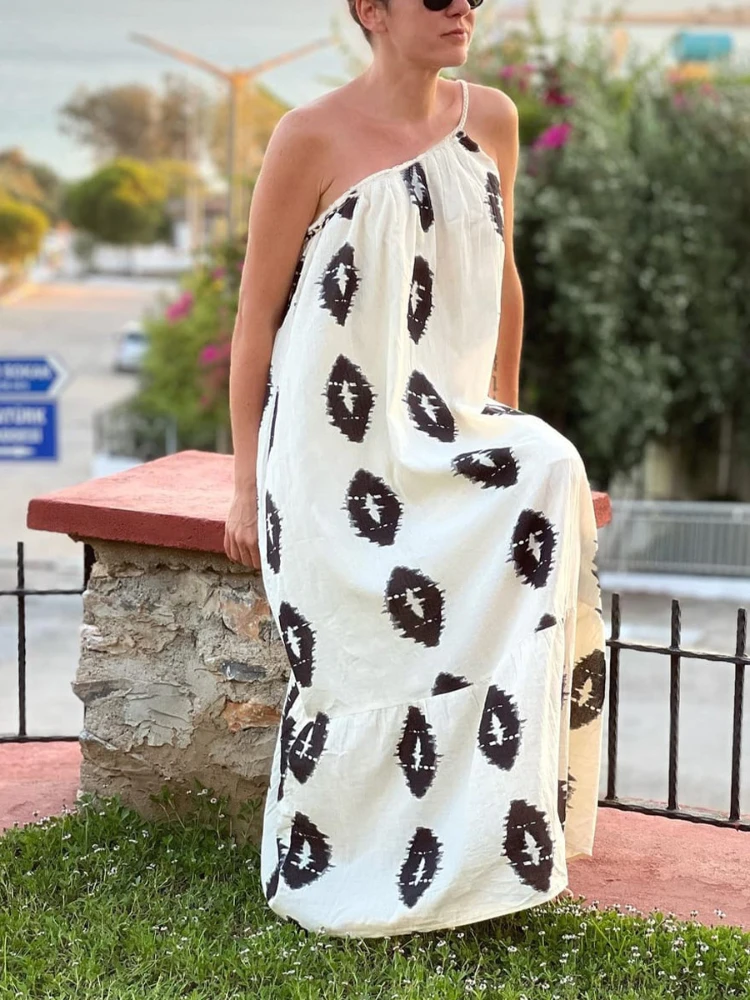 European and American style flower print color matching short sleeved dress for women's large swing skirt Tailored fishtail skir
European and American style flower print color matching short sleeved dress for women's large swing skirt Tailored fishtail skir