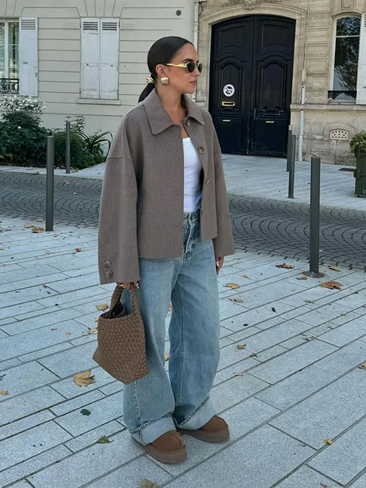 Single Breasted Lapel Solid Color Woolen Women's Jacket Long Sleeved Quilted Coat High Street Autumn Female Versatile Coats
Single Breasted Lapel Solid Color Woolen Women's Jacket Long Sleeved Quilted Coat High Street Autumn Female Versatile Coats