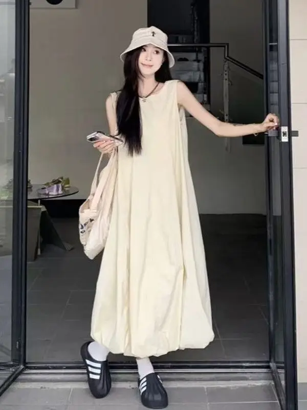 plus Size Summer Casual Breathable Sleeveless Flower Bud Long Skirt Vest Women's Fashion Loose Slimming Dress Korean Style
plus Size Summer Casual Breathable Sleeveless Flower Bud Long Skirt Vest Women's Fashion Loose Slimming Dress Korean Style