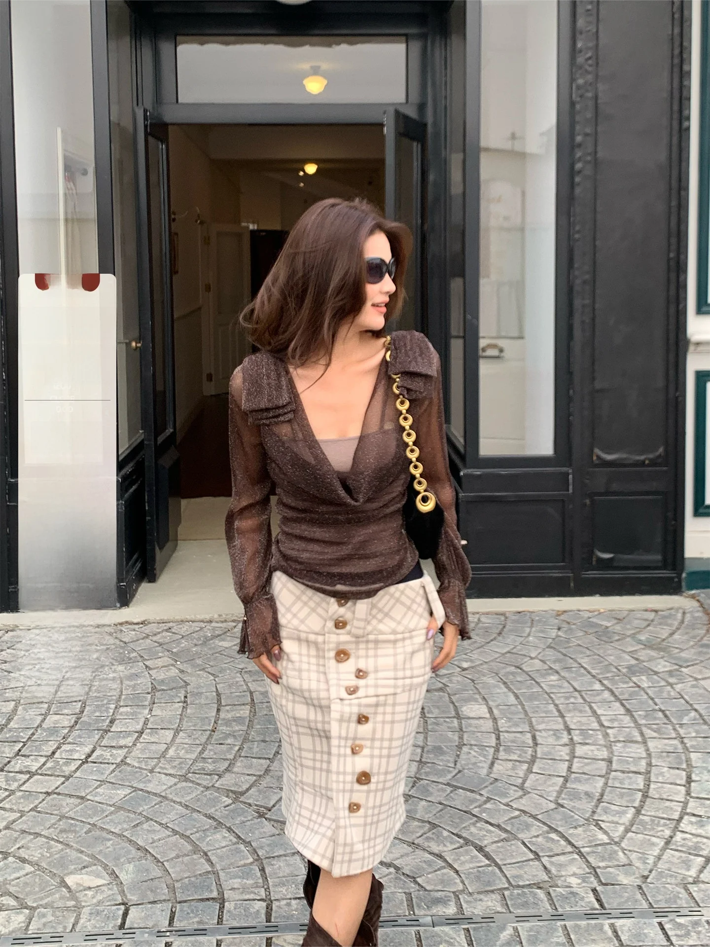Spring Design V-neck Long Sleeve Women's Slimming Mesh Top Two-piece Set Nylon Fabric Glittering Lace Shirt Casual Wear
Spring Design V-neck Long Sleeve Women's Slimming Mesh Top Two-piece Set Nylon Fabric Glittering Lace Shirt Casual Wear