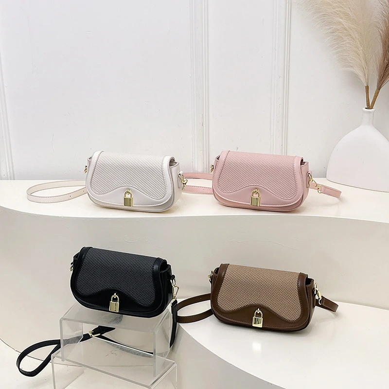 Fashionable Leather Crossbody Bag for Ladies, Women's Shoulder Bag Elegant, Luxury Brand Popular Classic
Fashionable Leather Crossbody Bag for Ladies, Women's Shoulder Bag Elegant, Luxury Brand Popular Classic