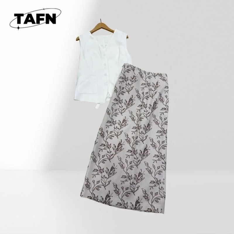 Ladies Fashion Midi Skirt Simple Design Casual Daily Skirt Ladies Fashion Midi Skirt Simple Design Casual Daily Skirt BC2206
Ladies Fashion Midi Skirt Simple Design Casual Daily Skirt Ladies Fashion Midi Skirt Simple Design Casual Daily Skirt BC2206