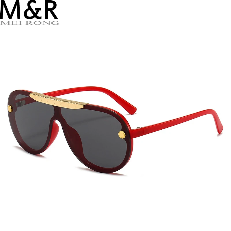 Style Steampunk Big Frame Sunglasses Ladies High Quality Men's Sunglasses One-piece Windshield One-piece Color Film Sunglasses
Style Steampunk Big Frame Sunglasses Ladies High Quality Men's Sunglasses One-piece Windshield One-piece Color Film Sunglasses