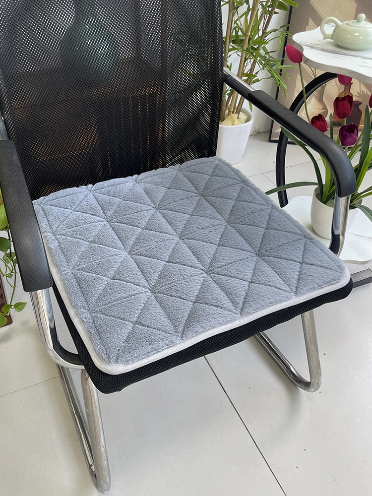 Rabbit Velvet Office Chair Pad Winter Warm Assorted Colors Modern Luxury Home Fabric Chair Pads
Rabbit Velvet Office Chair Pad Winter Warm Assorted Colors Modern Luxury Home Fabric Chair Pads