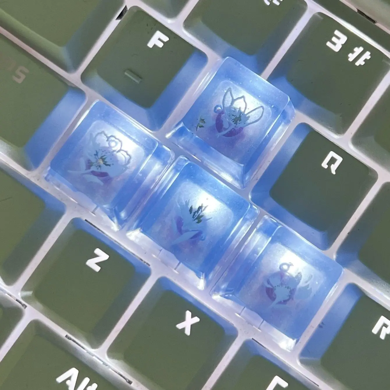 Personalized and creative cloud keycaps cartoon office work general mechanical keycaps
Personalized and creative cloud keycaps cartoon office work general mechanical keycaps
