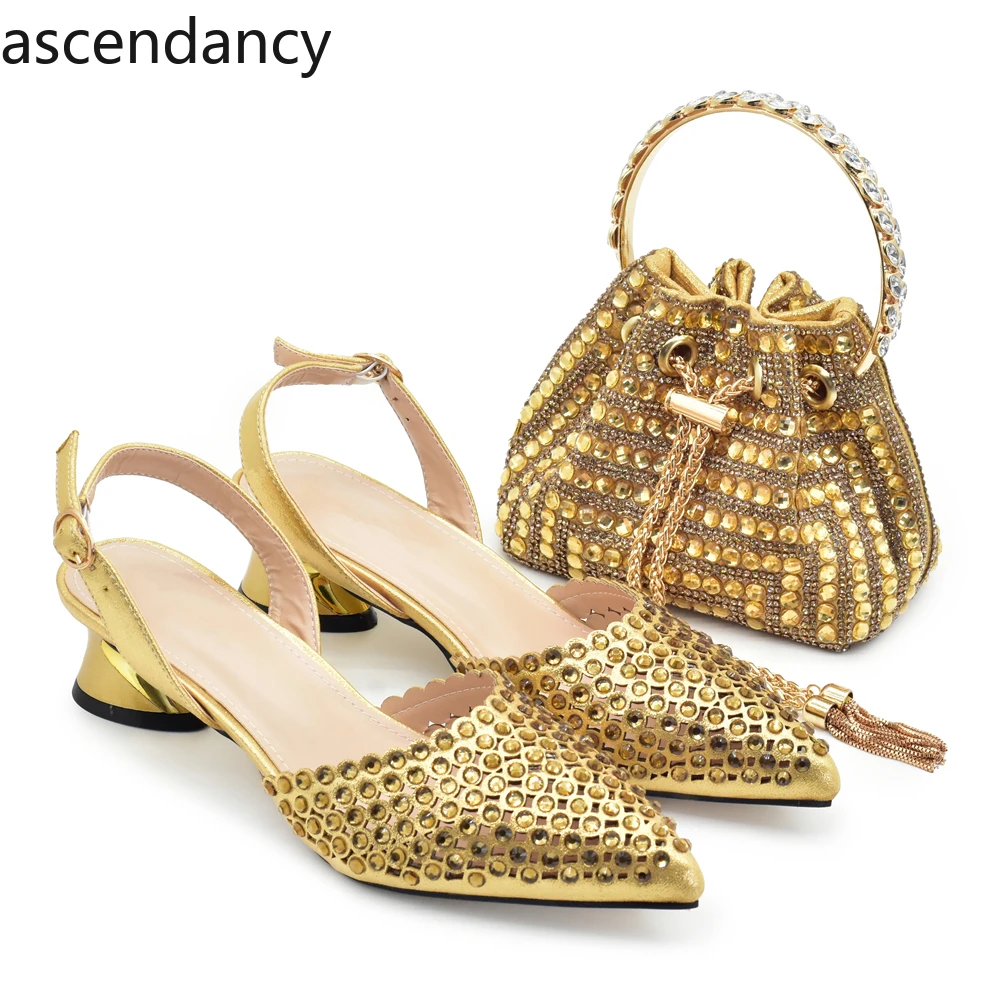 Fashion Women Shoes and Bags To Match Set Italy Party Pumps Italian Matching Shoe and Bag Set for Party Wedding Shoes Bride
Fashion Women Shoes and Bags To Match Set Italy Party Pumps Italian Matching Shoe and Bag Set for Party Wedding Shoes Bride