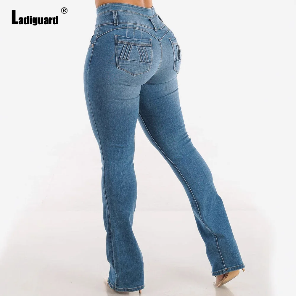 Women High Cut Ripped Demin Pants Slim Flare Pants Girls Streetwear 2025 American And European Style Back Tierred Jeans Trousers
Women High Cut Ripped Demin Pants Slim Flare Pants Girls Streetwear 2025 American And European Style Back Tierred Jeans Trousers