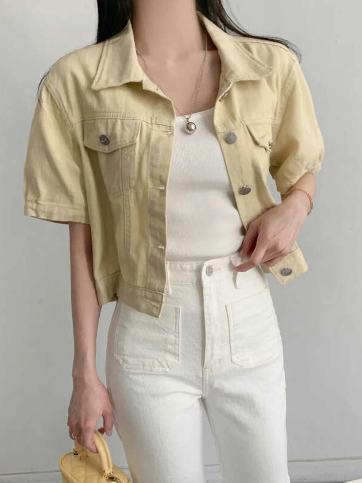 Solowen Summer Casual Pure Color Retro Collar Single Button ort Jaet Outerwear Straight Tube pe Hong Sle Denim Material
Solowen Summer Casual Pure Color Retro Collar Single Button ort Jaet Outerwear Straight Tube pe Hong Sle Denim Material