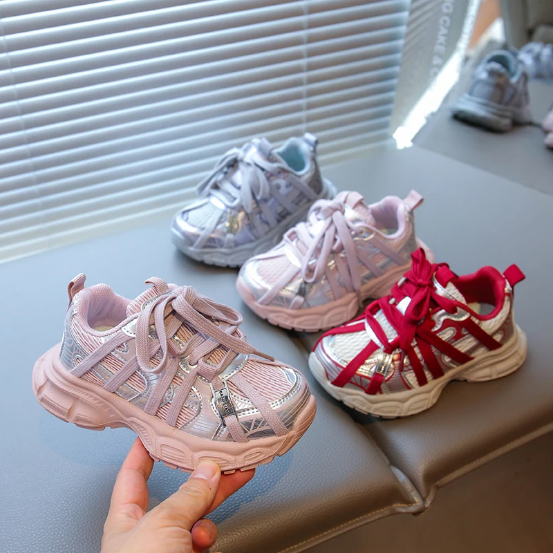 Повседневная обувь для детей, мальчиков и девочек, новинка 2023 года, осенние кроссовки для бега, удобная универсальная школьная обувь на мягкой подошве на весь день
Повседневная обувь для детей, мальчиков и девочек, новинка 2023 года, осенние кроссовки для бега, удобная универсальная школьная обувь на мягкой подошве на весь день