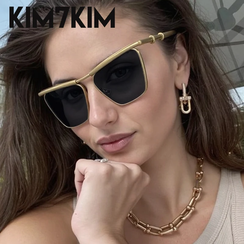Steampunk Square Trendy Sunglasses Women 2025 Luxury Brand Metal Frame Vintage Sun Glasses For Lady Retro Cateye Outdoor Shades
Steampunk Square Trendy Sunglasses Women 2025 Luxury Brand Metal Frame Vintage Sun Glasses For Lady Retro Cateye Outdoor Shades
