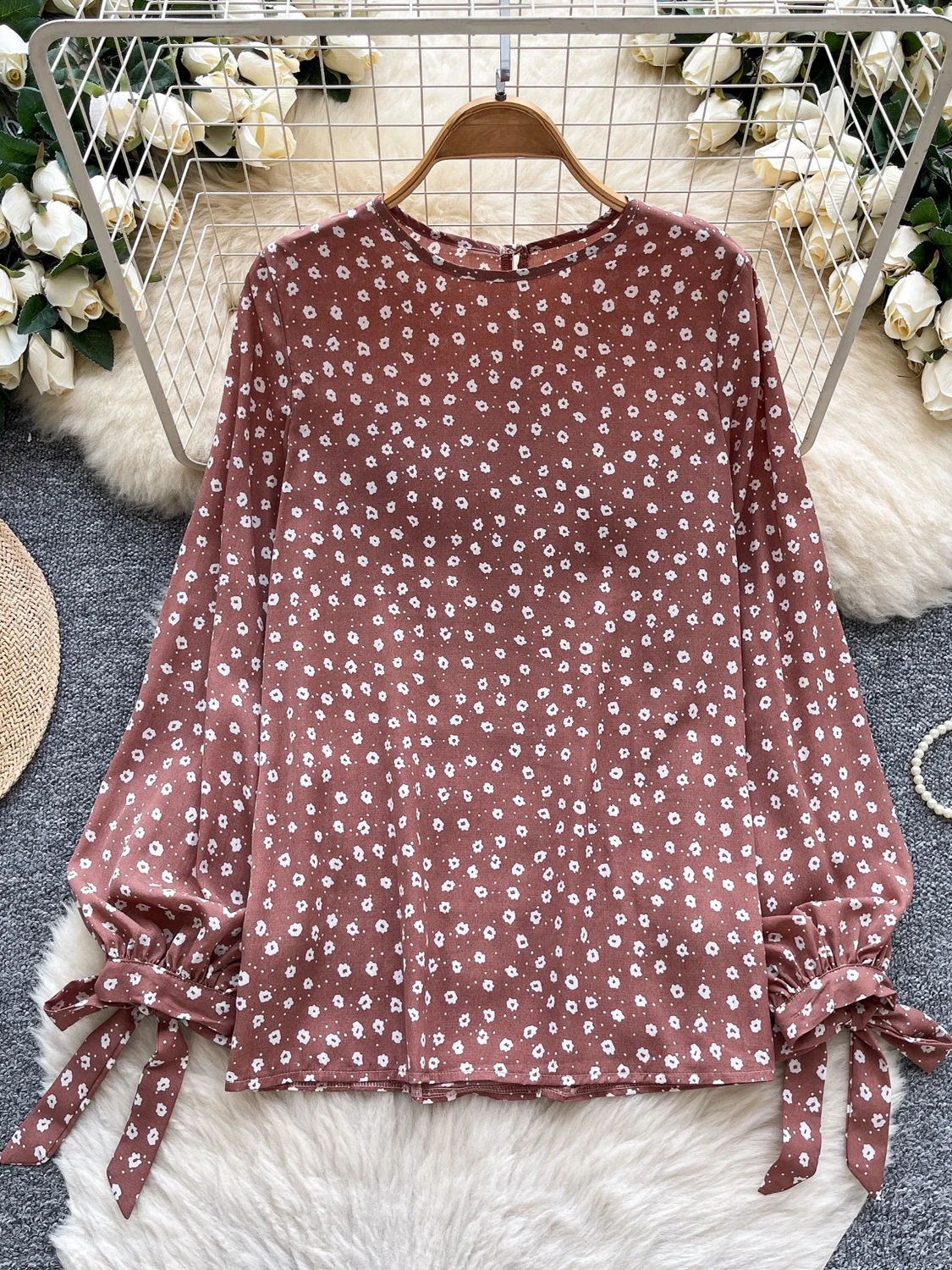 Retro Floral Print Chiffon irt Women's Loose Long Sve Slimming Versatile Top Trendy Commute Sle Korean Loose Fit
Retro Floral Print Chiffon irt Women's Loose Long Sve Slimming Versatile Top Trendy Commute Sle Korean Loose Fit