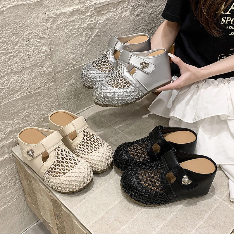 Heightened Inner Baotou Half Slippers Women's Outside Wear 2026 New Summer Woven Hollow Breathable Slippers
Heightened Inner Baotou Half Slippers Women's Outside Wear 2026 New Summer Woven Hollow Breathable Slippers