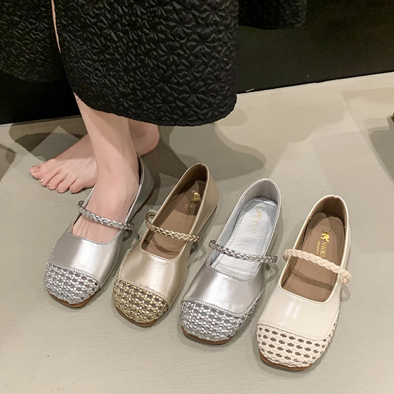 Mary Jane Women's Shoes Hollow Woven Soft Bottom Breathable Summer Single Shoes for Skirts Bean Shoes Fashionable Flat Heel
Mary Jane Women's Shoes Hollow Woven Soft Bottom Breathable Summer Single Shoes for Skirts Bean Shoes Fashionable Flat Heel