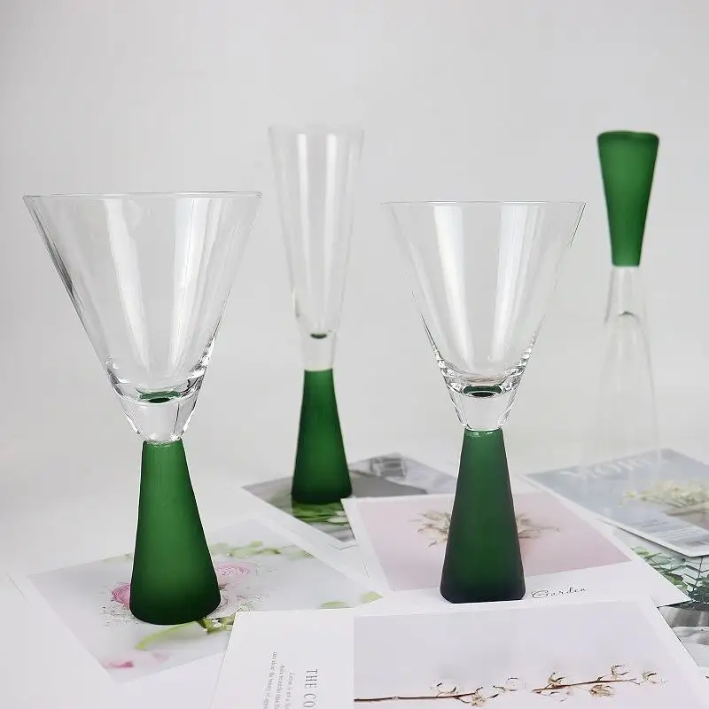 Champagne Glass Creative Frosted Glass Cocktail Cup Wine Decor Ice Cream Dessert Cup Sample Room Decoration Irregular Shape Cup
Champagne Glass Creative Frosted Glass Cocktail Cup Wine Decor Ice Cream Dessert Cup Sample Room Decoration Irregular Shape Cup