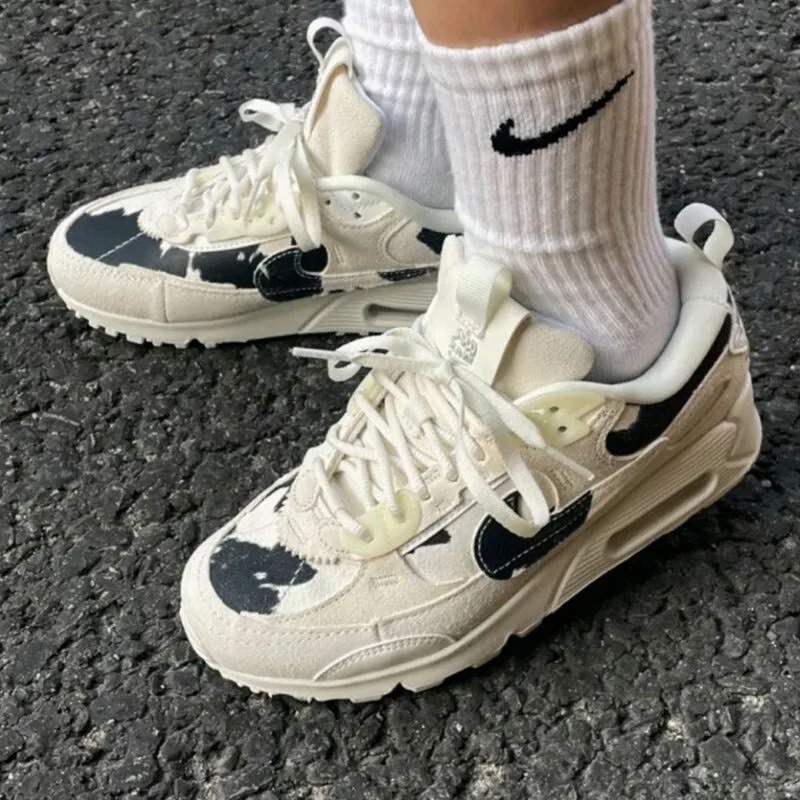 Nike women's shoes 2024 new AIRMAX cushioned cushioned comfortable sports shoes outdoor recreational running shoes FN7170-133
Nike women's shoes 2024 new AIRMAX cushioned cushioned comfortable sports shoes outdoor recreational running shoes FN7170-133