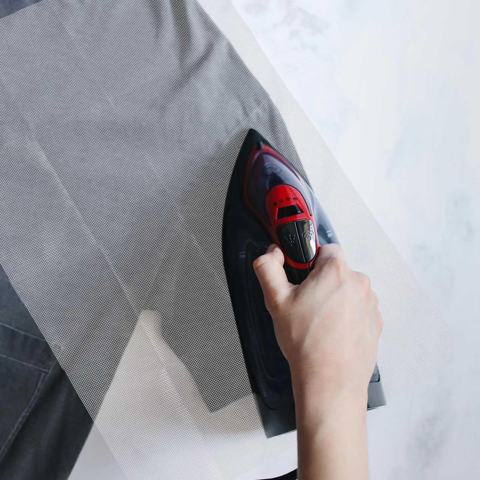 10 Pcs Ironing Clothing Net Heat Resistant Mat Anti Scalding Pad Protection Insulation Board Garment Ironing Pads Steam Iron 
10 Pcs Ironing Clothing Net Heat Resistant Mat Anti Scalding Pad Protection Insulation Board Garment Ironing Pads Steam Iron