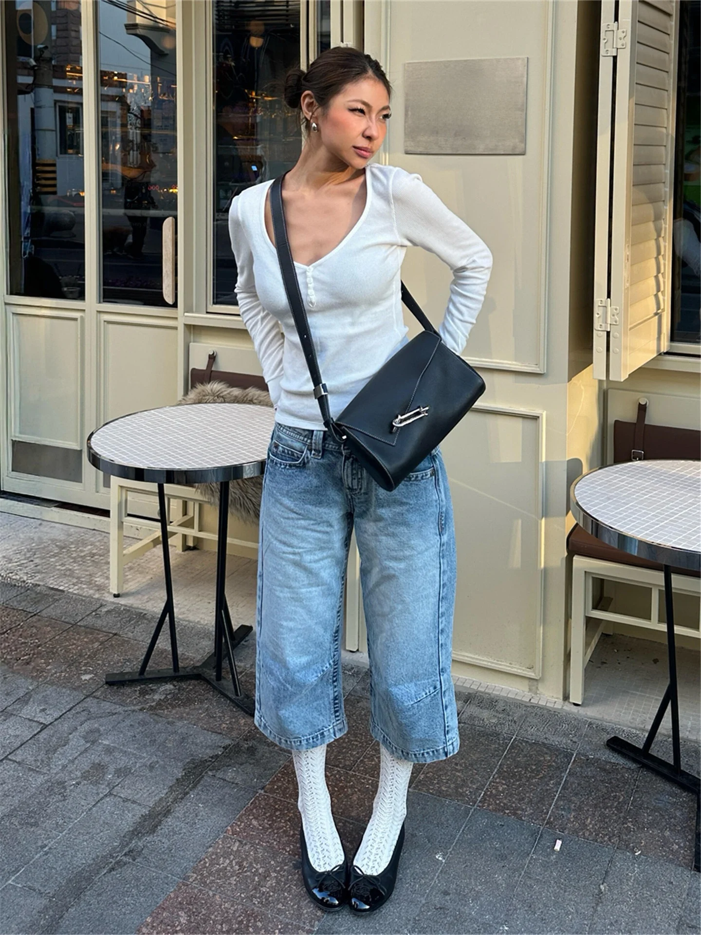 Low-Waist Flared Jeans Women's Summer Loose Slimming Design Casual Mid-Length Pants Retro Style Cotton Soft Washed Denim
Low-Waist Flared Jeans Women's Summer Loose Slimming Design Casual Mid-Length Pants Retro Style Cotton Soft Washed Denim
