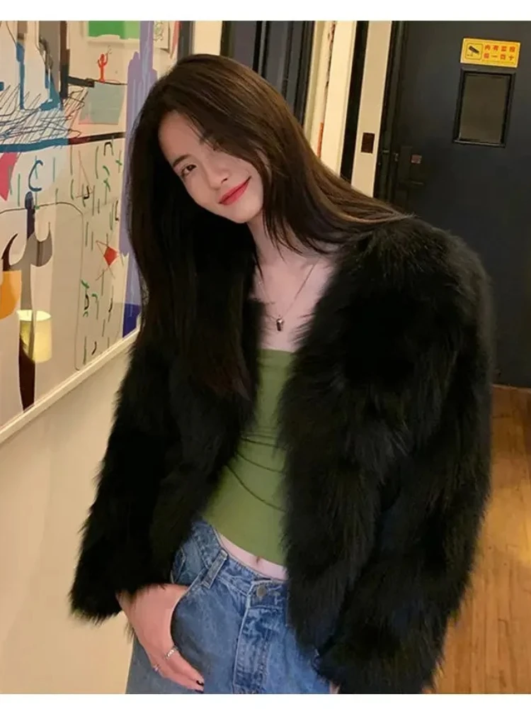 Женская шуба из искусственного меха 2026: Новая модная повседневная куртка из искусственного меха под лису, короткая, свободная, удобная зимняя куртка
Женская шуба из искусственного меха 2026: Новая модная повседневная куртка из искусственного меха под лису, короткая, свободная, удобная зимняя куртка