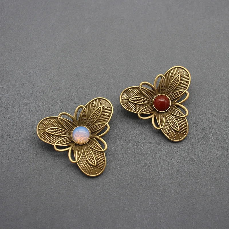 Vintage Brooch - Red Agate Floral Brooch - Minimalist Niche Mid-century Jewelry
Vintage Brooch - Red Agate Floral Brooch - Minimalist Niche Mid-century Jewelry