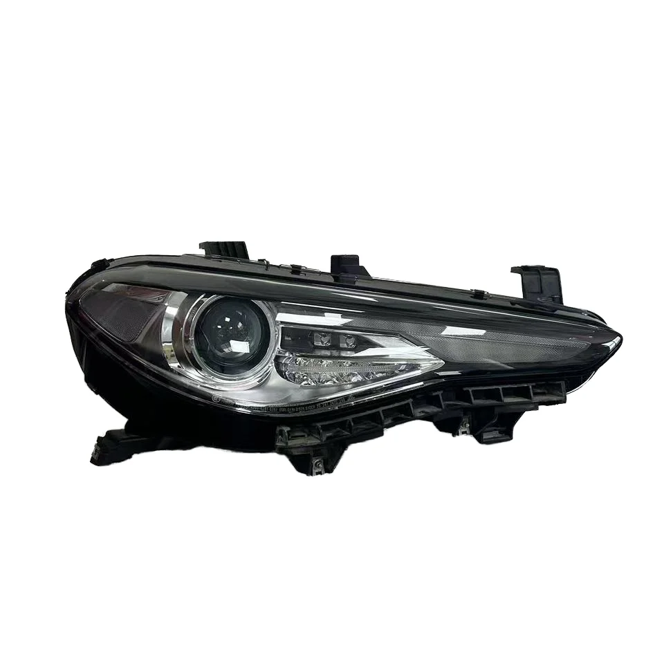 High Quality Original LED Headlamp Assembly Left and Right Car HID Light Auto Parts
High Quality Original LED Headlamp Assembly Left and Right Car HID Light Auto Parts